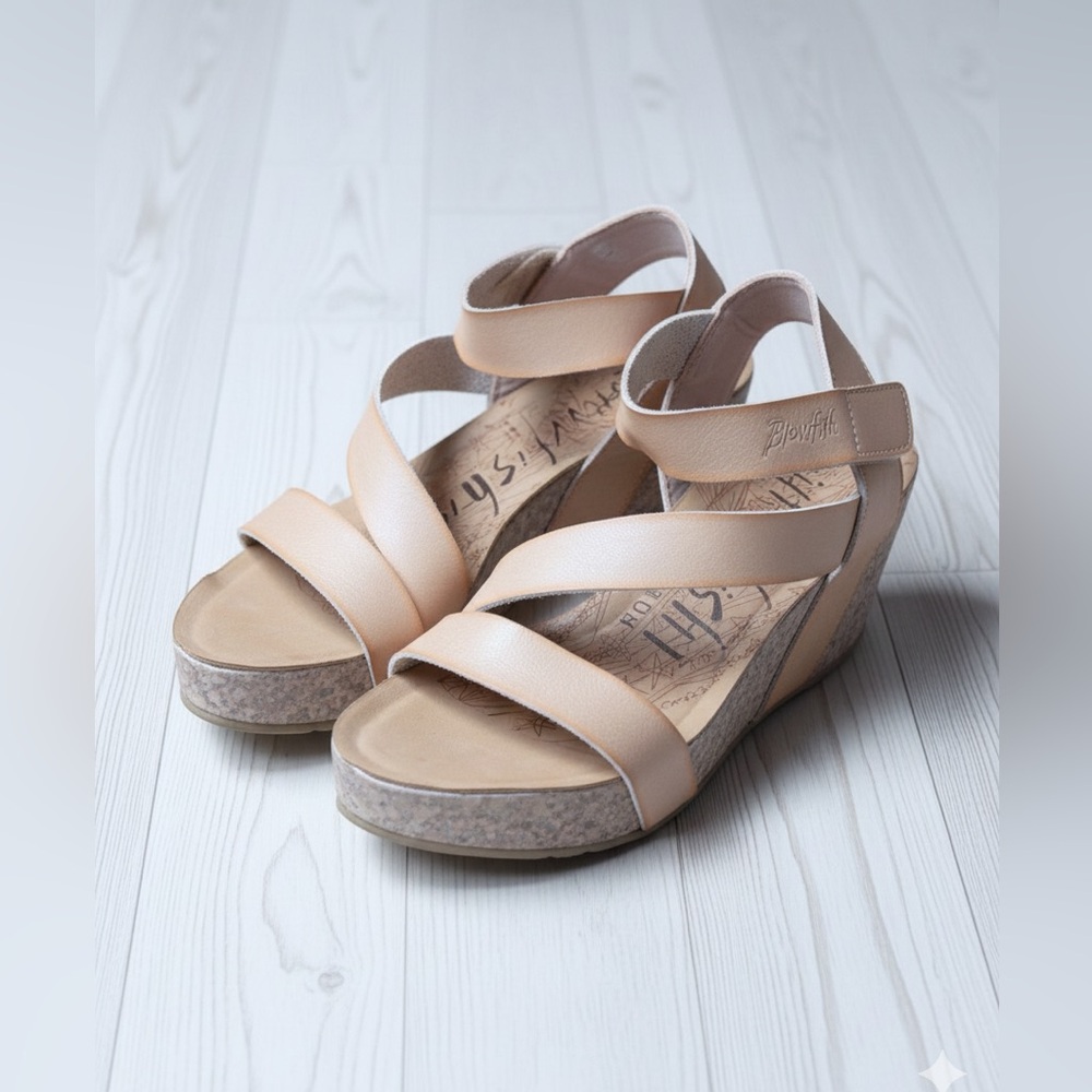 BLOWFISH MALIBU Women’s Hapuku Nude Wedge Sandals with Faux Cork Sole
